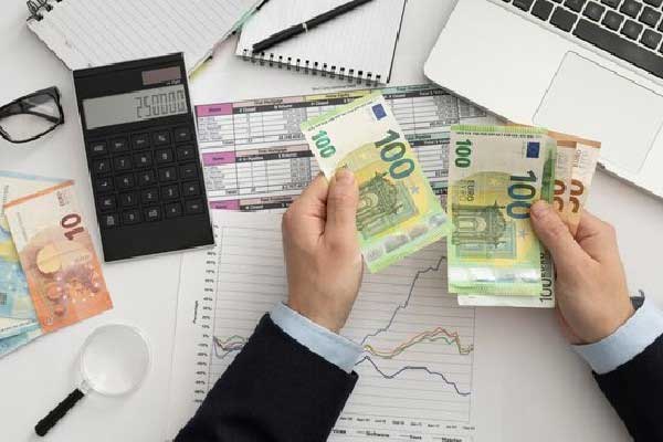 澳大利亚央行对过快降息持谨慎态度 审慎地等待更多数据